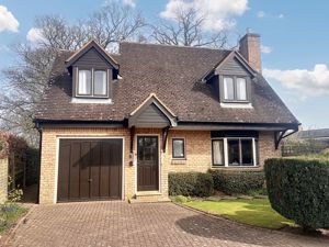 Front external- click for photo gallery